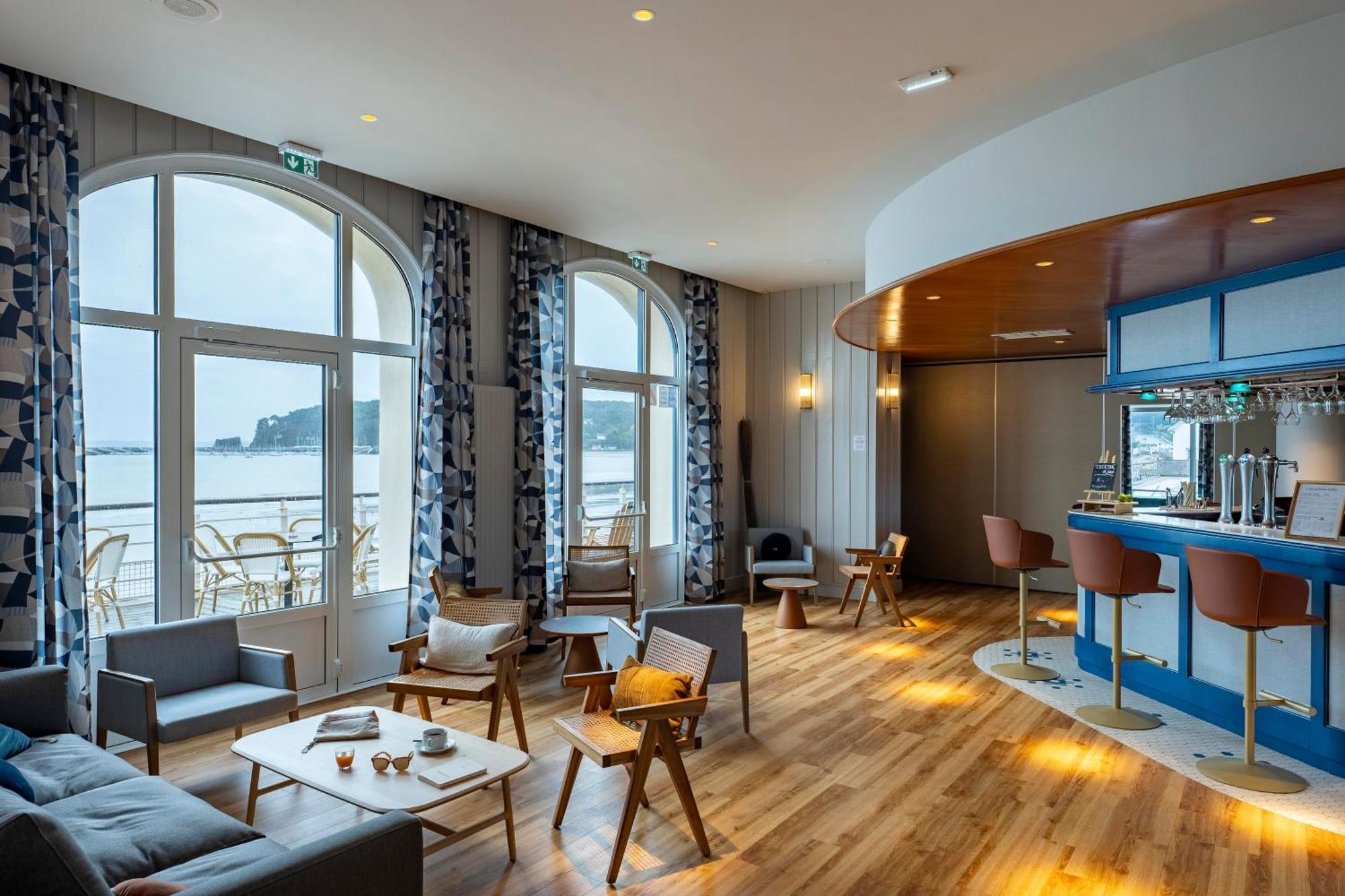 Hotel Morgat Le Grand Hotel De La Mer 卡松 外观 照片