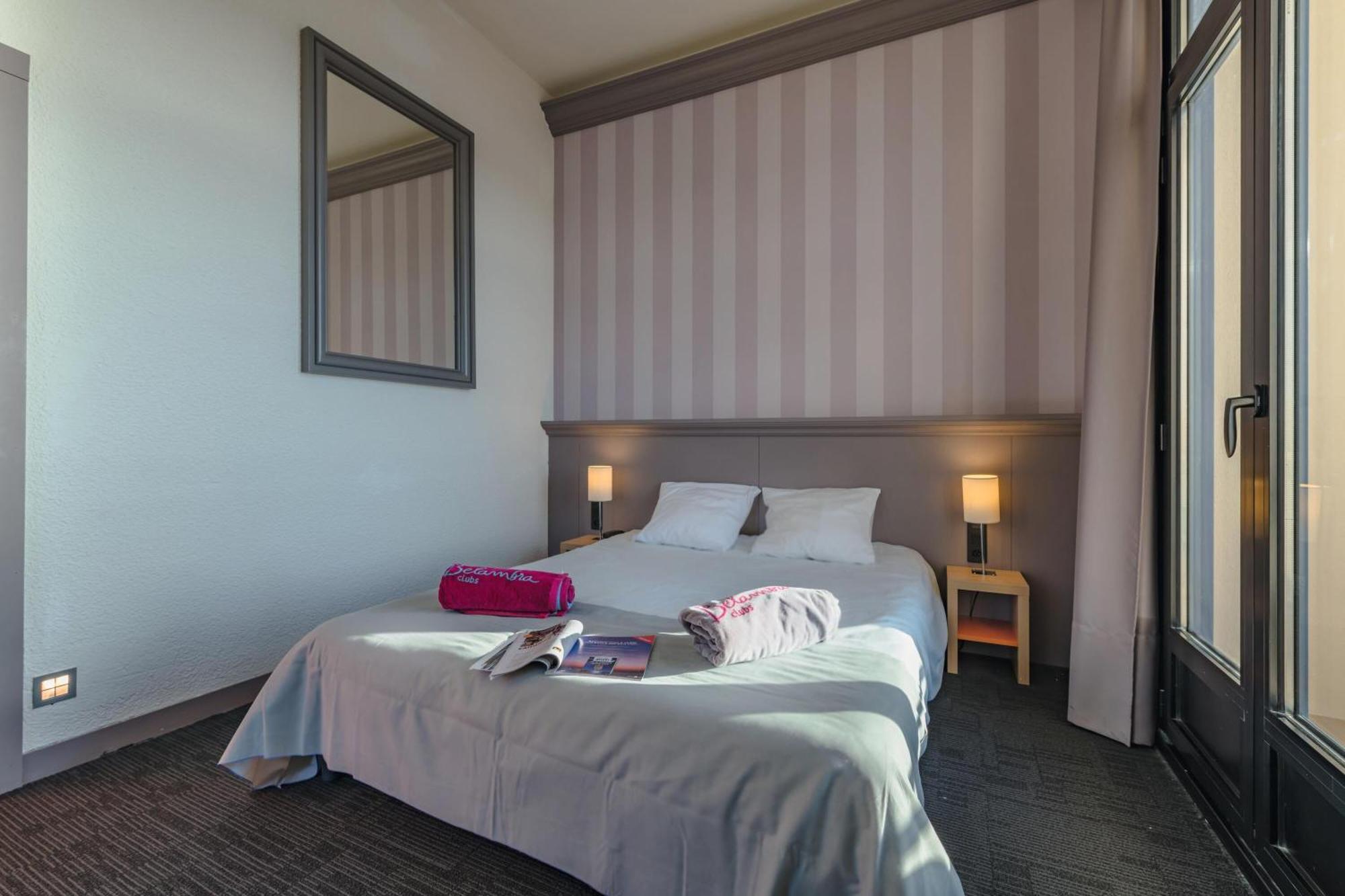 Hotel Morgat Le Grand Hotel De La Mer 卡松 客房 照片