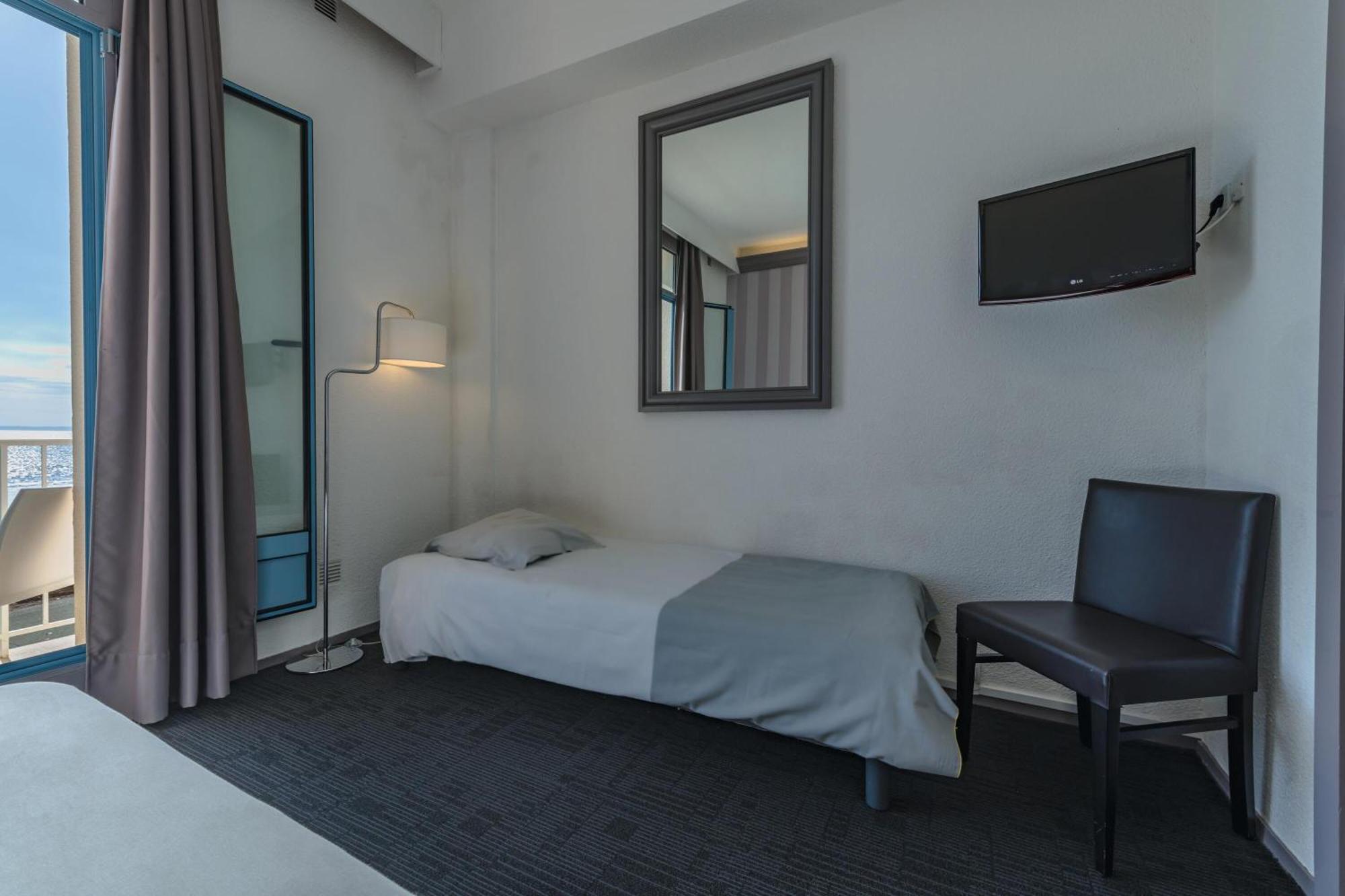 Hotel Morgat Le Grand Hotel De La Mer 卡松 客房 照片