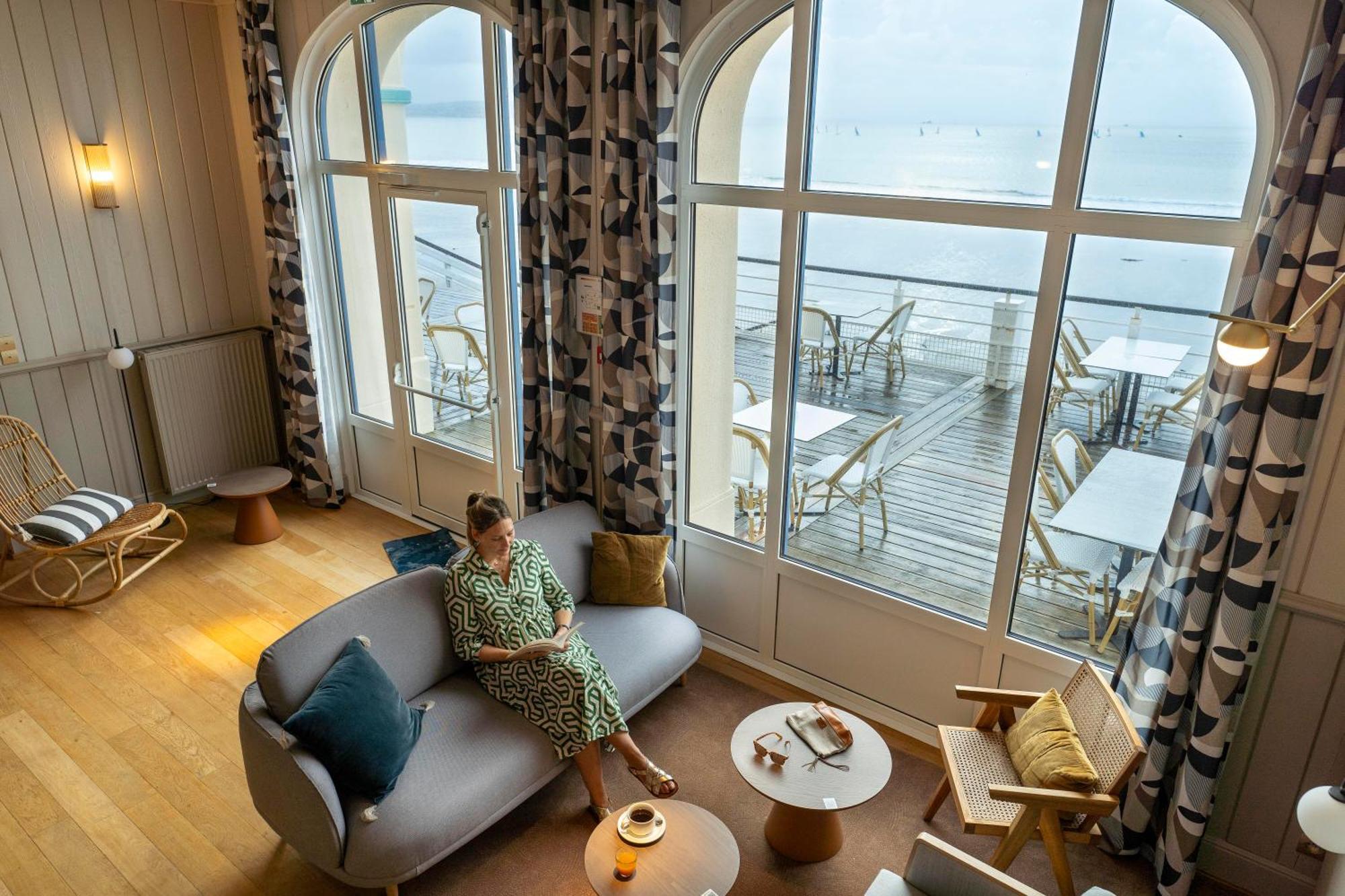 Hotel Morgat Le Grand Hotel De La Mer 卡松 外观 照片