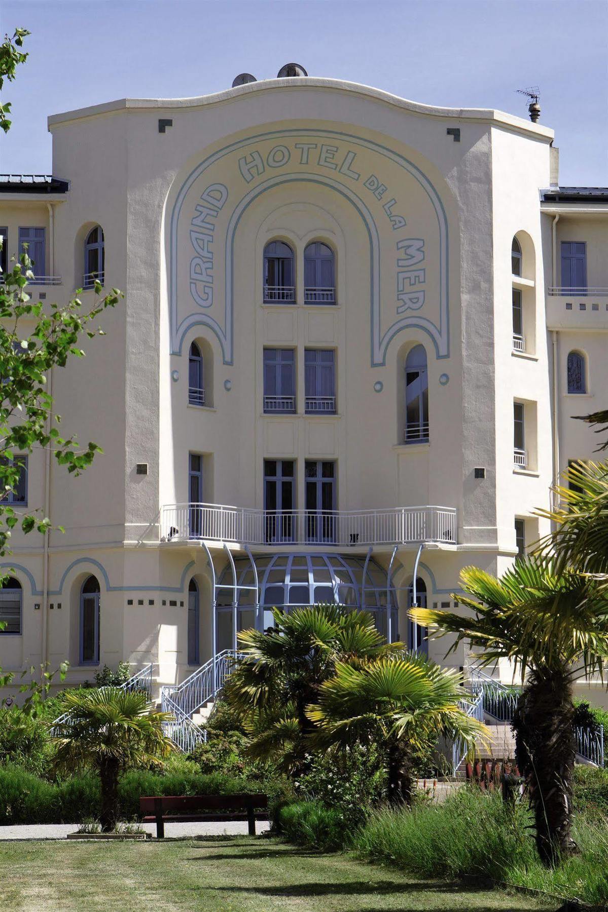 Hotel Morgat Le Grand Hotel De La Mer 卡松 外观 照片